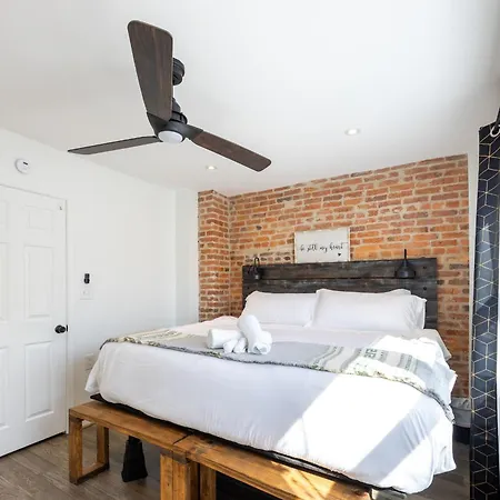 Charming 2Br Townhouse With Patio & Parking In Dc Apartment Washington Exterior photo