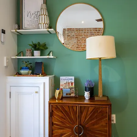 Charming 2Br Townhouse With Patio & Parking In Dc Apartment Washington Exterior photo