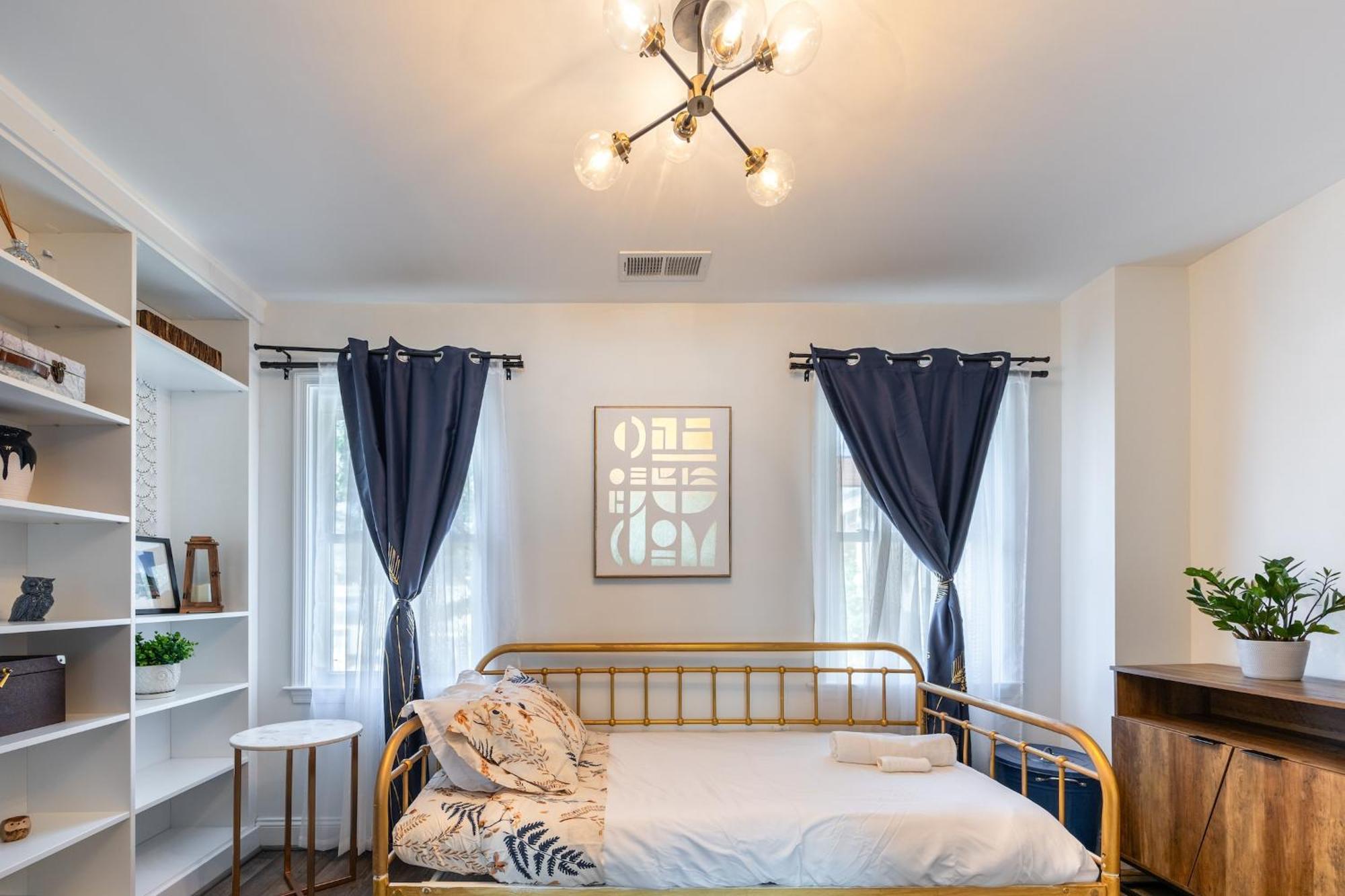 Apartment Charming 2br Townhouse With Patio & Parking In Dc Washington